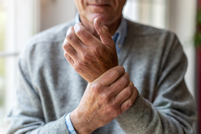 Ejercicios para prevenir la osteoporosis en personas mayores