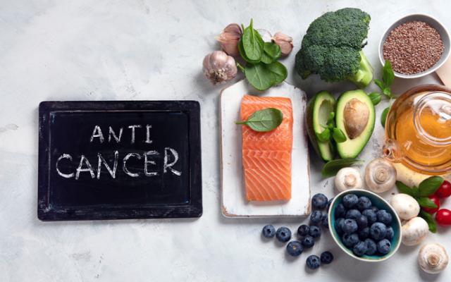 Ejemplos de los 10 mejores alimentos para prevenir el cáncer.