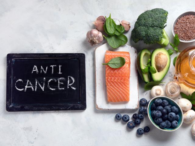 Ejemplos de los 10 mejores alimentos para prevenir el cáncer.
